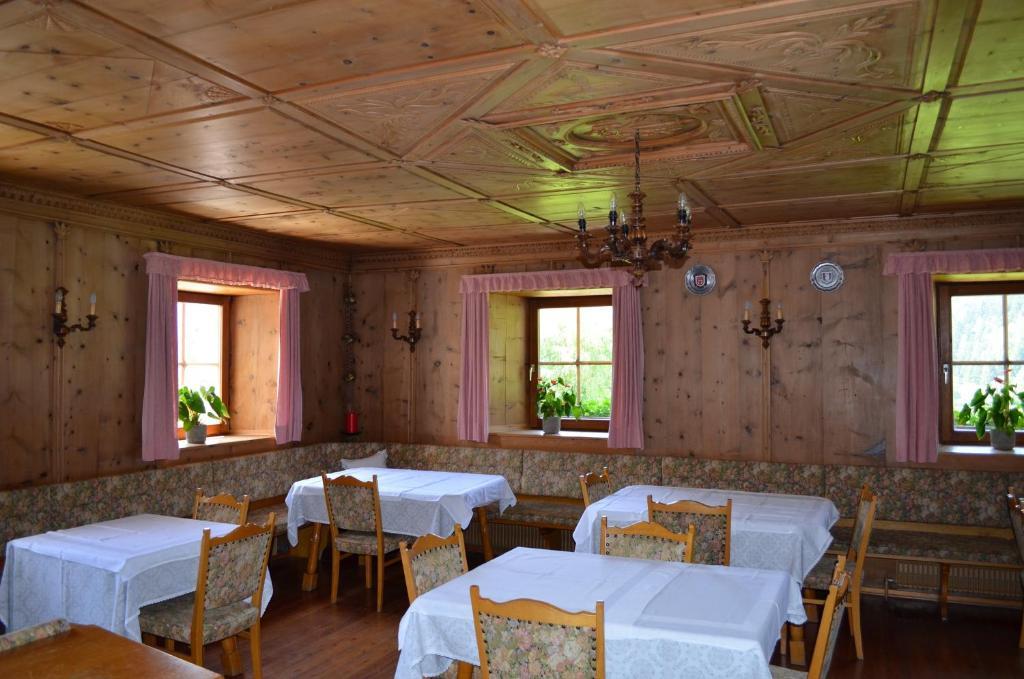 Ansitz Goller Guest house 3*